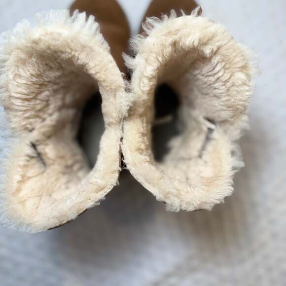 UGG Constantine Chestnut Suede Sheepskin Lined Boots Size 9 - Picture 8 of 10